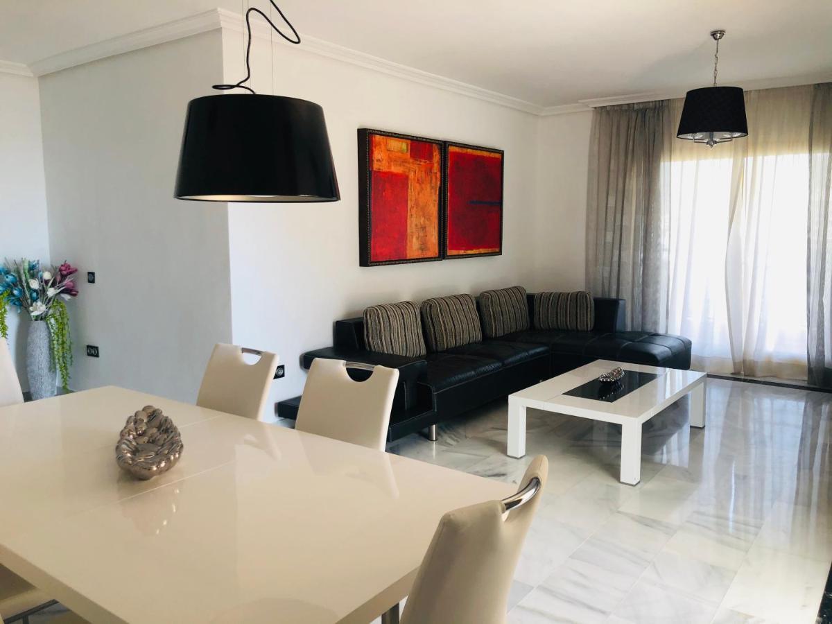 Rentcostadelsol Fuengirola Dona Sofia A Exteriér fotografie